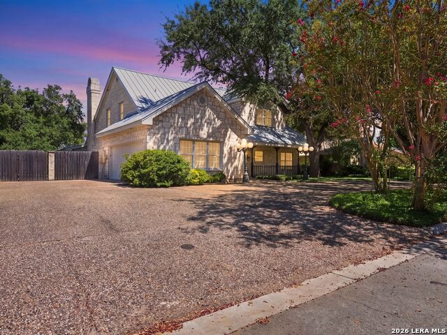 2317 Waterford Grace Property Photo 4