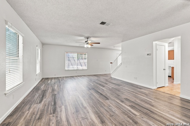 8018 Chestnut Bluff Dr Property Photo 3