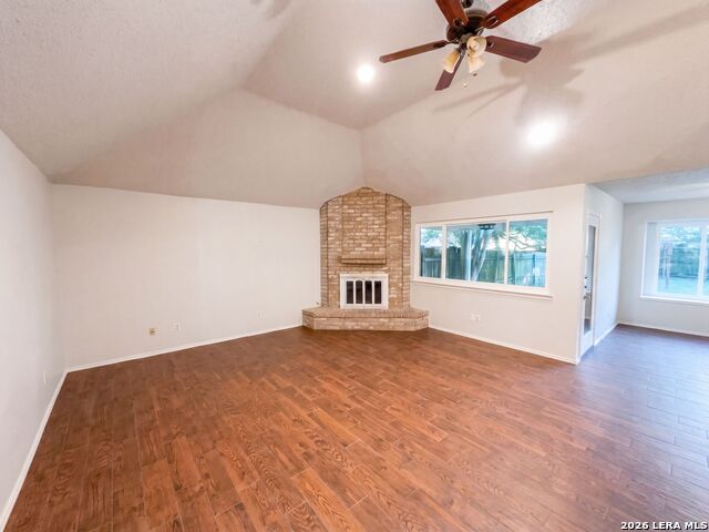 9511 Elm Gln Property Photo 7