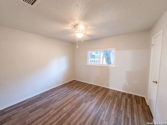 9511 Elm Gln Property Photo 13