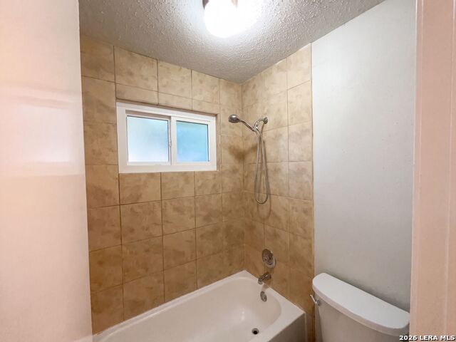 9511 Elm Gln Property Photo 17