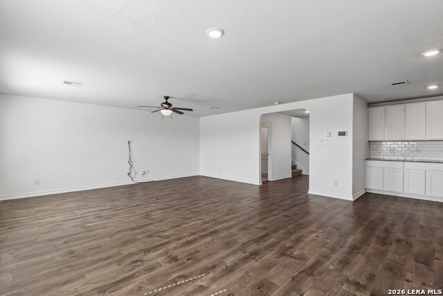6458 Staccato Staff Property Photo 6