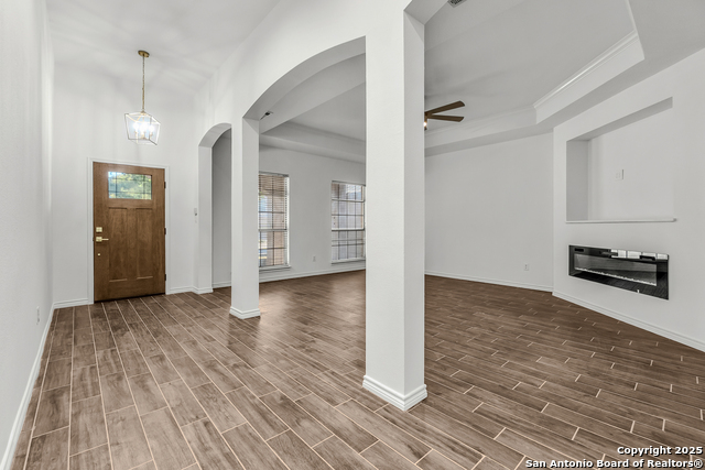111 Westwood Way Property Photo 4