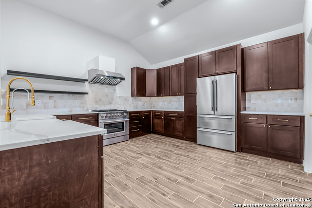 111 Westwood Way Property Photo 16