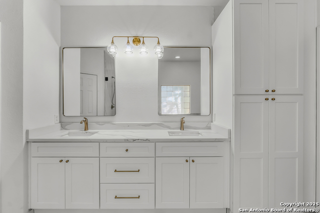111 Westwood Way Property Photo 28