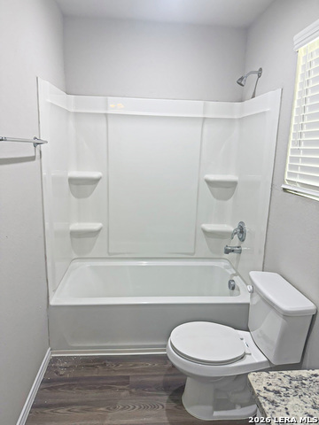 122 Stefan Est Property Photo 8