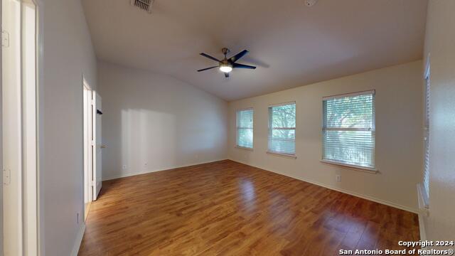 161 Glen Eagles Property Photo 32