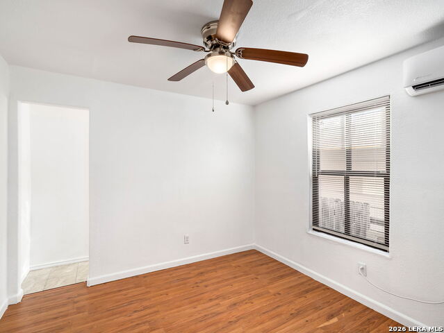 508 Randall Ave Property Photo 9