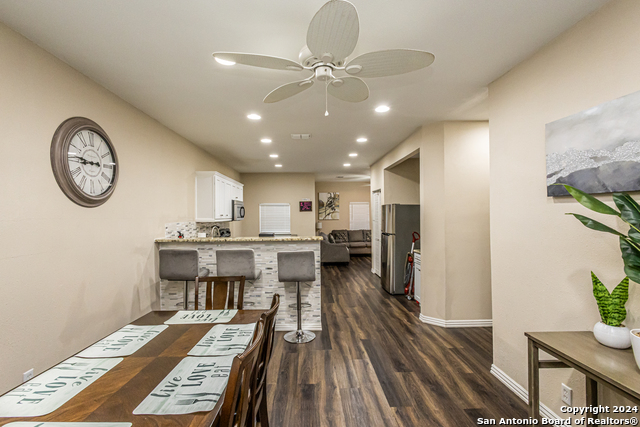 1202 N Center Property Photo 12