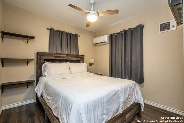 1202 N Center Property Photo 43