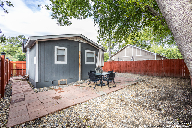 1202 N Center Property Photo 45