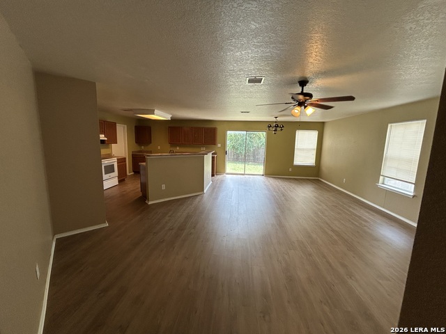 113 Longhorn Way Property Photo 5