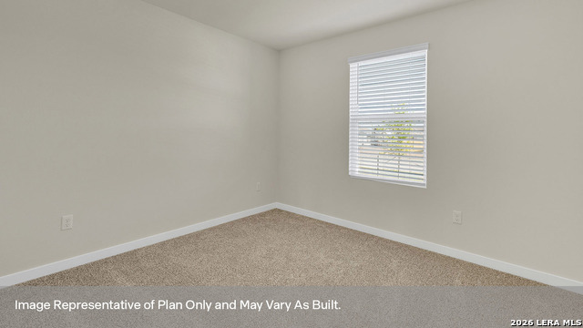 470 Gwenn Glade Cv Property Photo 8
