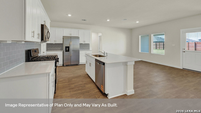 470 Gwenn Glade Cv Property Photo 11