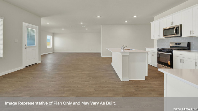 470 Gwenn Glade Cv Property Photo 14