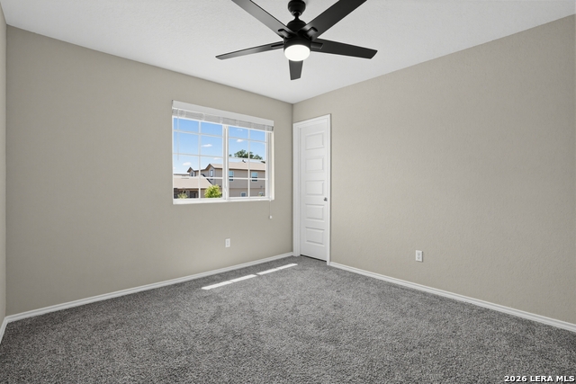 5502 Daniel Way Property Photo 5