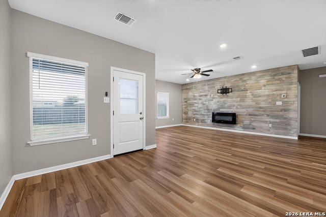 2130 Silver Maple Property Photo 11