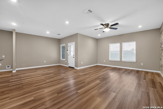 2130 Silver Maple Property Photo 12