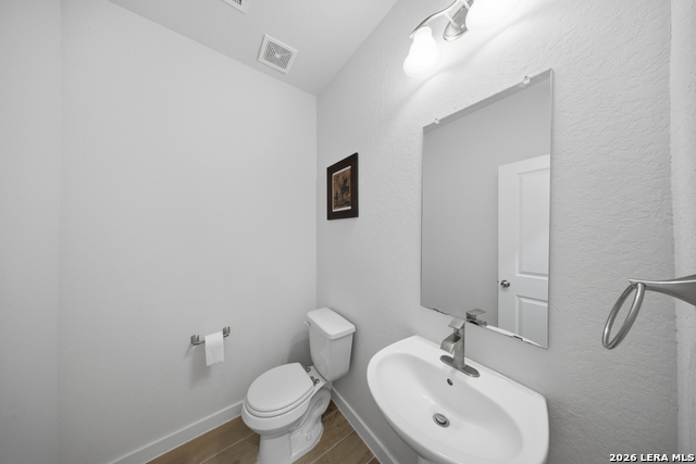 8007 Chasemont Ct Property Photo 16
