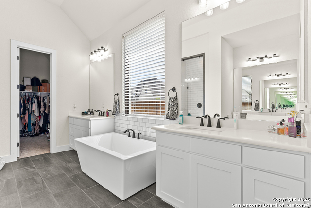 507 Caliban Property Photo 28