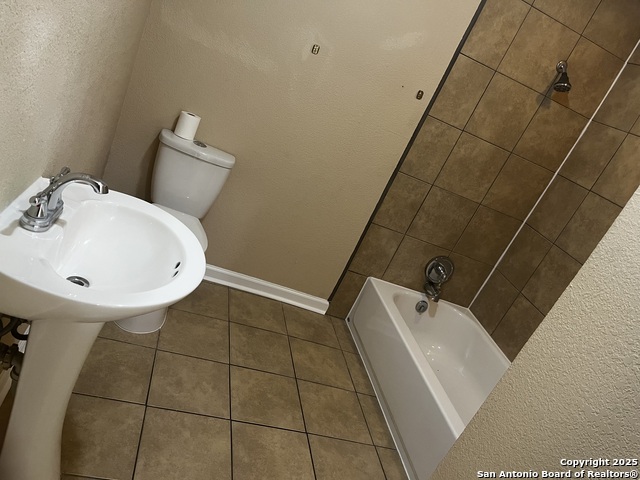 274 Rosemont Dr Property Photo 21
