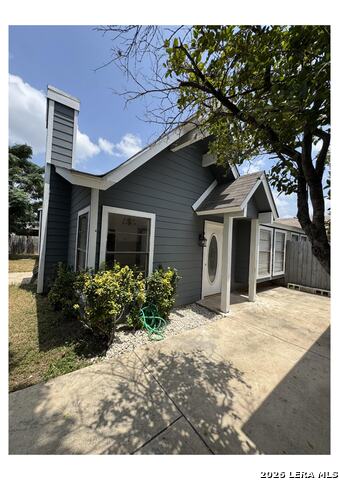 9611 SIMPLICITY DR Property Photo 1