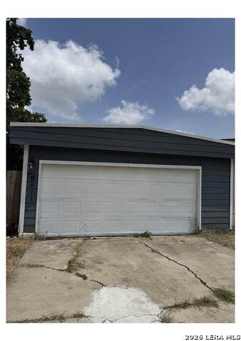9611 Simplicity Dr Property Photo 17