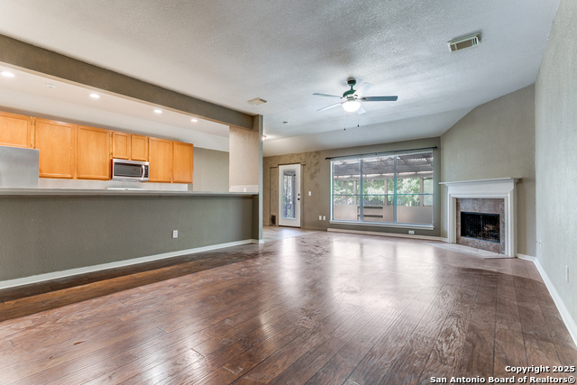 10518 Mustang Rdg Property Photo 2