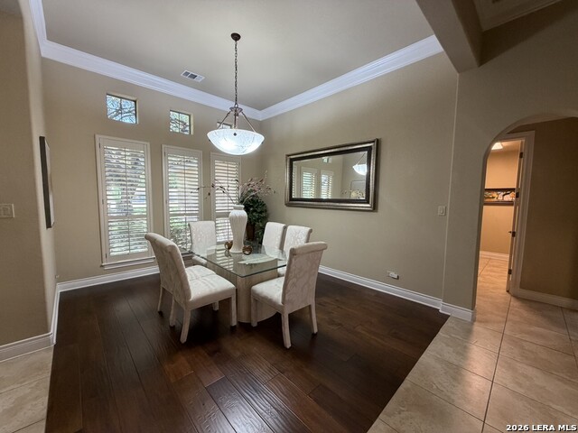402 Cameron Cir Property Photo 5