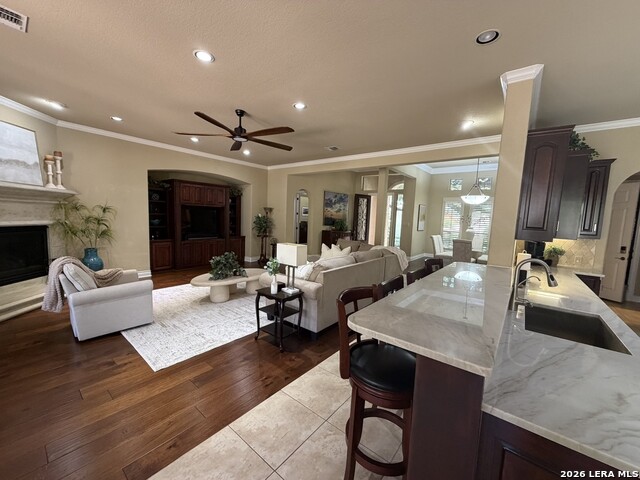 402 Cameron Cir Property Photo 9