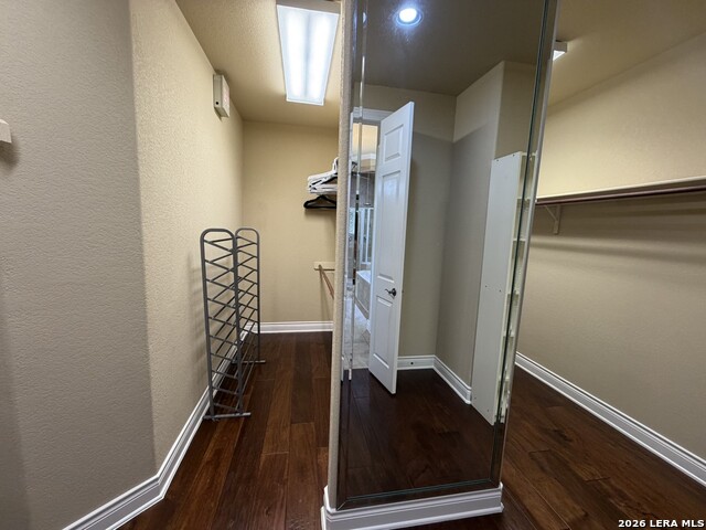 402 Cameron Cir Property Photo 16