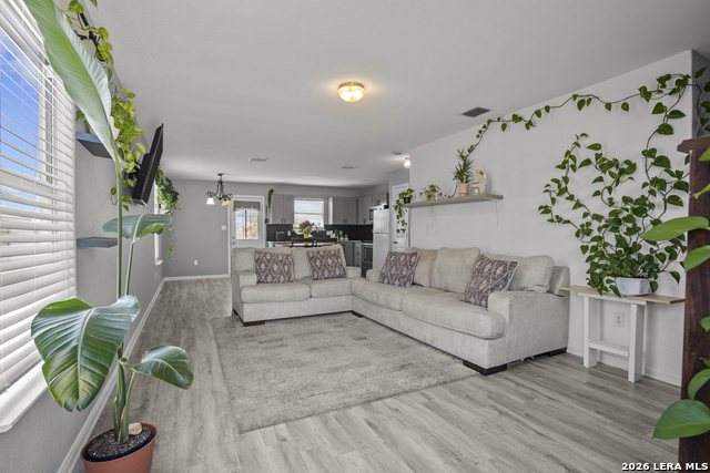5923 Fox Cyn Property Photo 4
