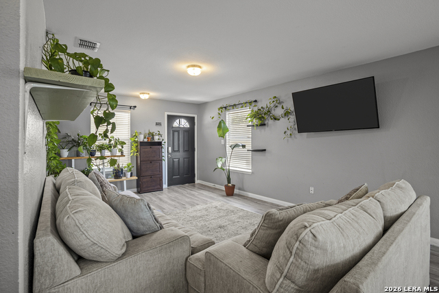 5923 Fox Cyn Property Photo 6