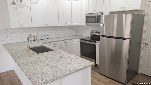 5847 Tree View Property Photo 9