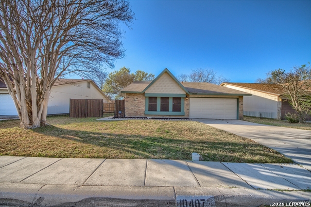 10407 Country Blf Property Photo 1