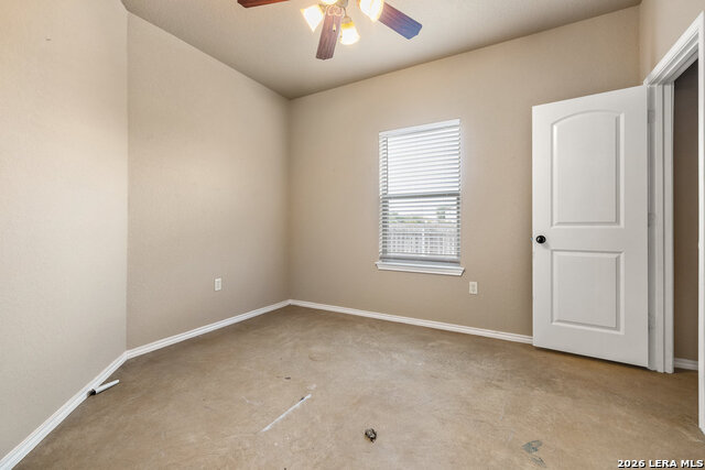 216 Stone Gate Dr Property Photo 7