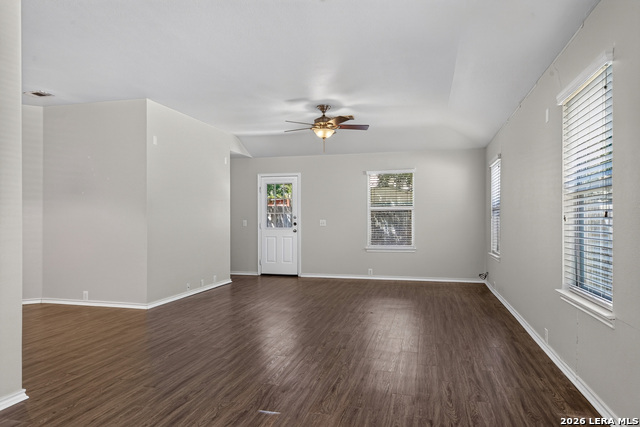 5240 Brookline Property Photo 6