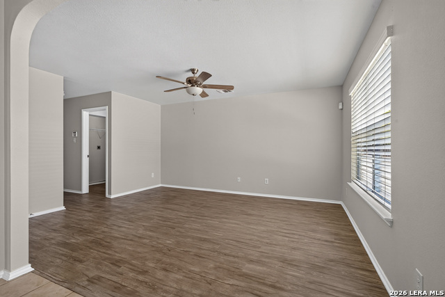 9023 Sahara Wds Property Photo 5