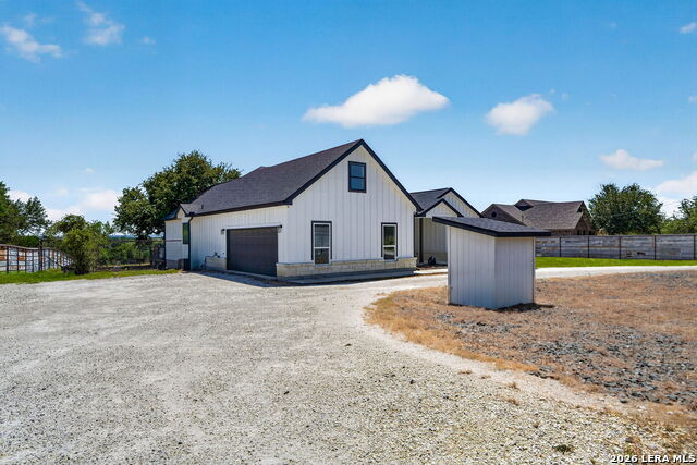 335 Saddle Mountain Dr Property Photo 4