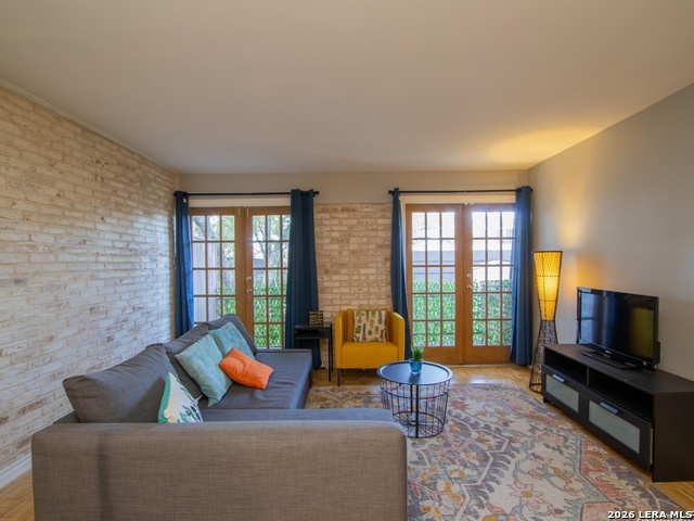 8030 Broadway Property Photo 8