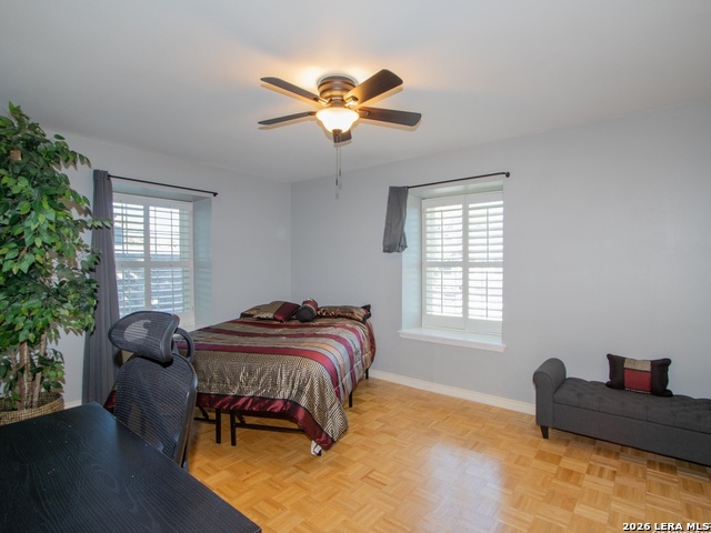 8030 Broadway Property Photo 17