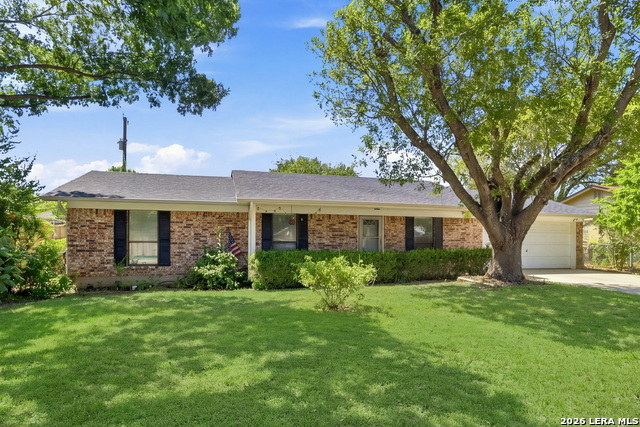 933 Lazy Trl Property Photo 4