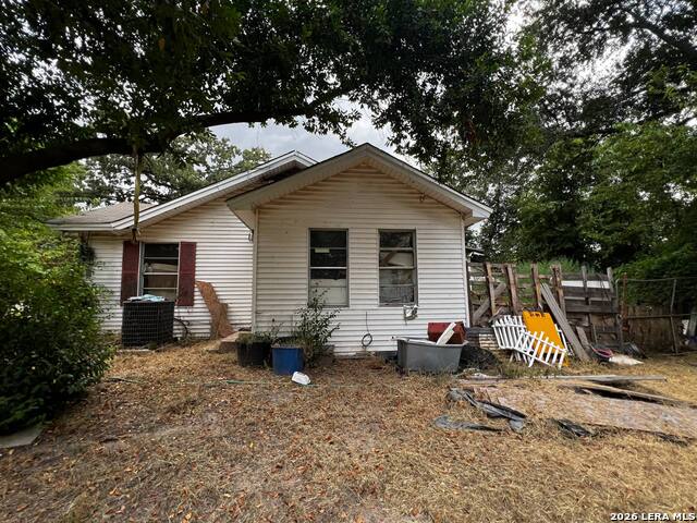 516 Locust St S Property Photo 1