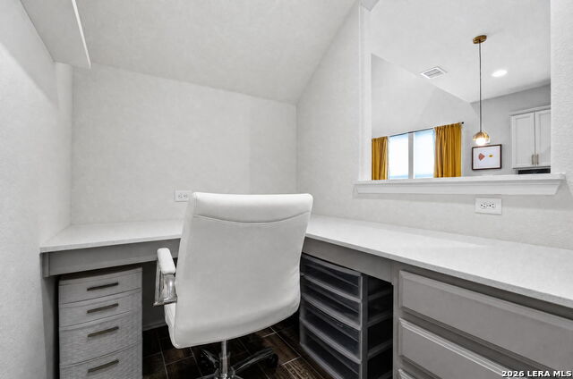 426 Kirkhill Cv Property Photo 24