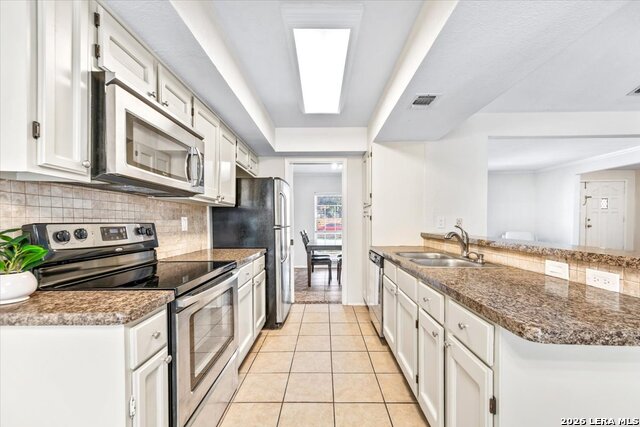 6126 Lyngrove St Property Photo 8