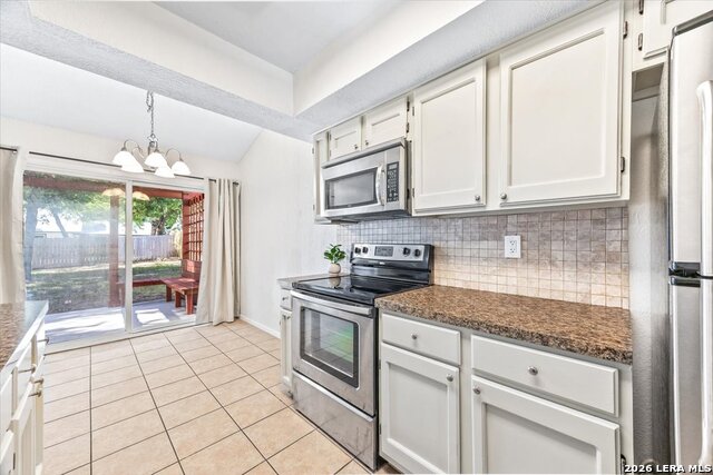 6126 Lyngrove St Property Photo 9