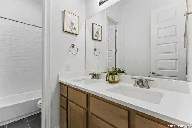 6826 Hallie Property Photo 23