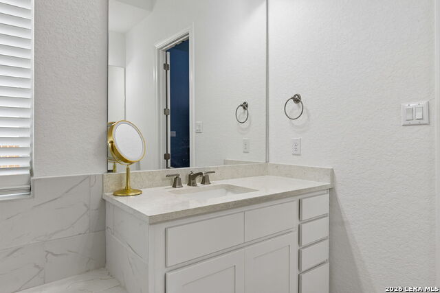6826 Hallie Property Photo 30