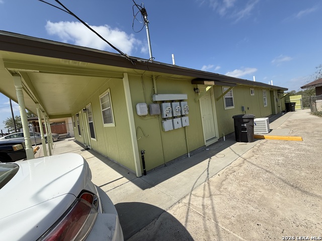 841 Christian Property Photo 13