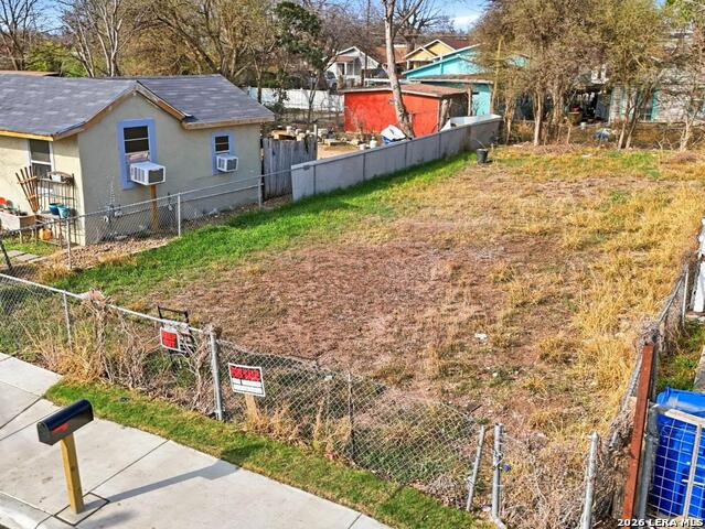 2229 S Trinity St Property Photo 1
